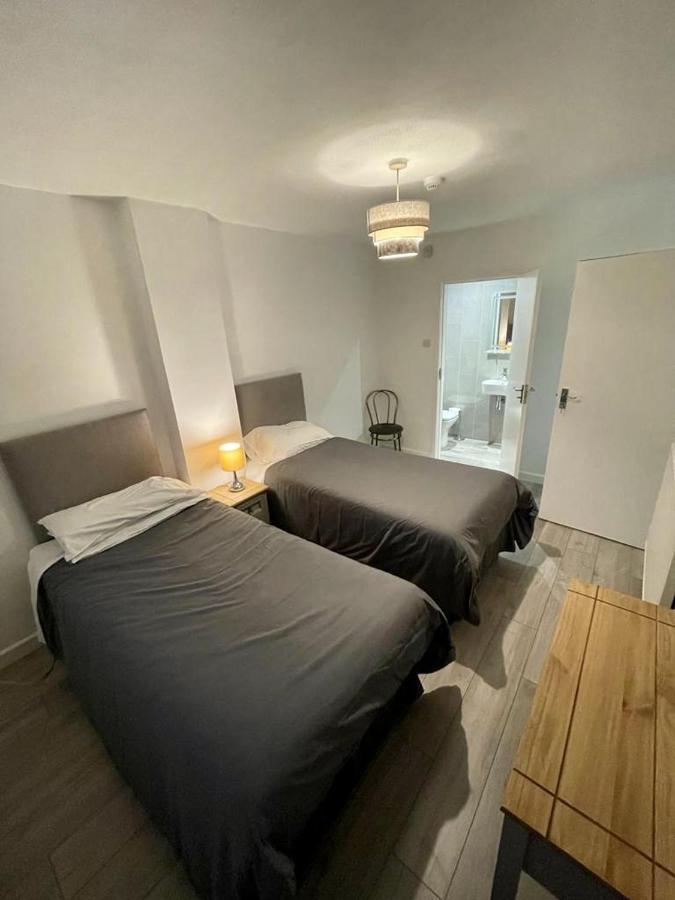ווינדזור Top Twenty Bed And Breakfast מראה חיצוני תמונה